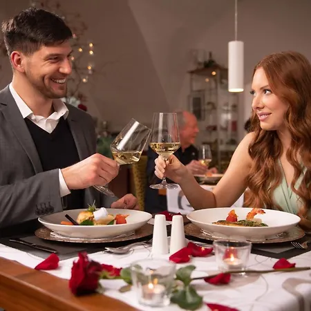 Rosenau Superior 4* Schloss Rosenau