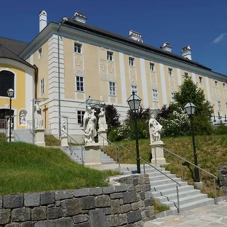 Rosenau Superior Schloss Rosenau