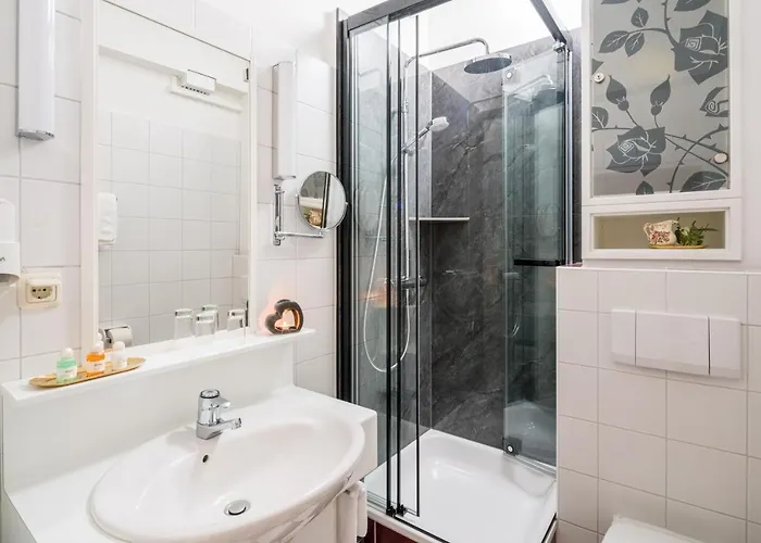 Rosenau Superior 4* Schloss Rosenau