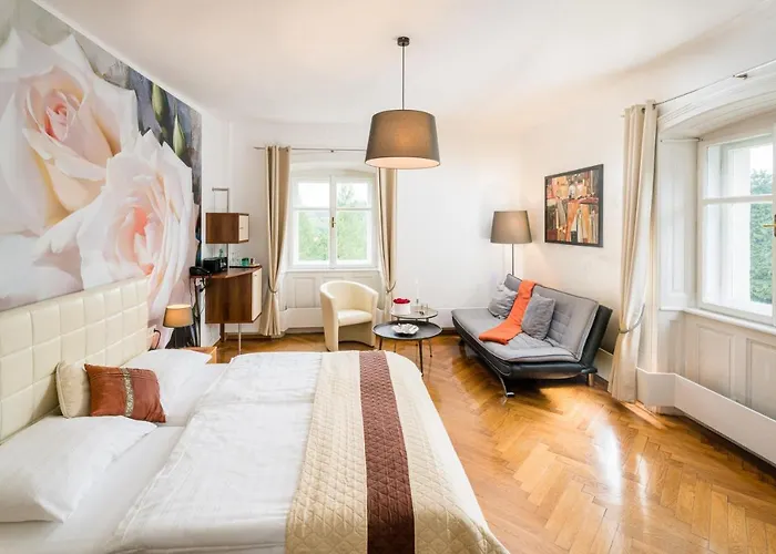 Rosenau Superior Hotel