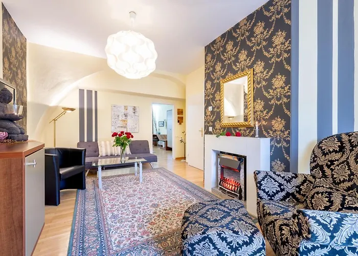 Rosenau Superior Schloss Rosenau